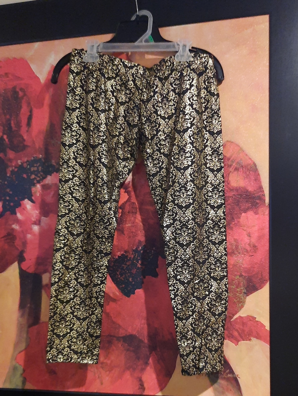 NWT No Boundaries Black & Gold Brocade Dressy Capri Pants Junior's Size Med 7-9